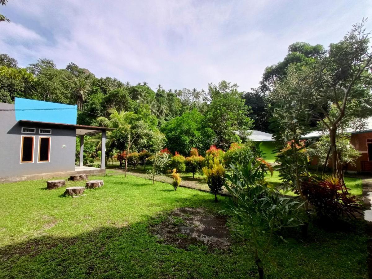 Tangkoko Lodge Bitung Luaran gambar