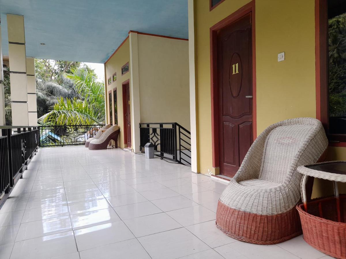 Tangkoko Lodge Bitung Luaran gambar